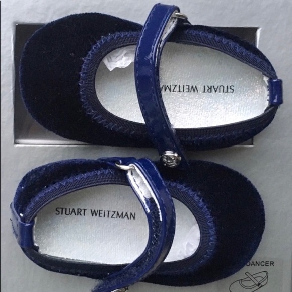 Stuart Weitzman Baby Dancer Crib shoes - Picture 3 of 3